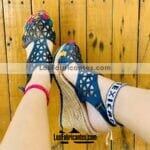 zj00321 Huarache artesanal laser plataforma mujer piel azul mayoreo fabricante calzado zapatos proveedor sandalias taller maquilador