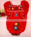 rj00438 Pañalero bordado a mano color rojo artesanal Bebe mayoreo fabricante proveedor ropa taller maquilador