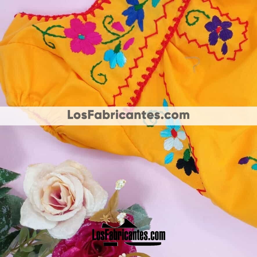 rj00439 Pañalero bordado a mano color amarillo artesanal mexicano para Bebe  hecho en Chiapas Distribuidor Mayoreo 