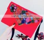 bs00153 Bolsa cartera artesanal bordado de chaquira color fiusha medida de 26×19 cm aproxmayoreo fabricante proveedor taller maquilador (1)