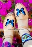 zs00902 Huaraches artesanales color tan bordado de mariposa de piso mujer mayoreo fabricante calzado zapatos proveedor sandalias taller maquilador