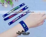 as00102 Lote de 12 pulseras artesanales piel con borddado de hilo color azul diseños al azarmayoreo fabricante proveedor taller maquilador (1)